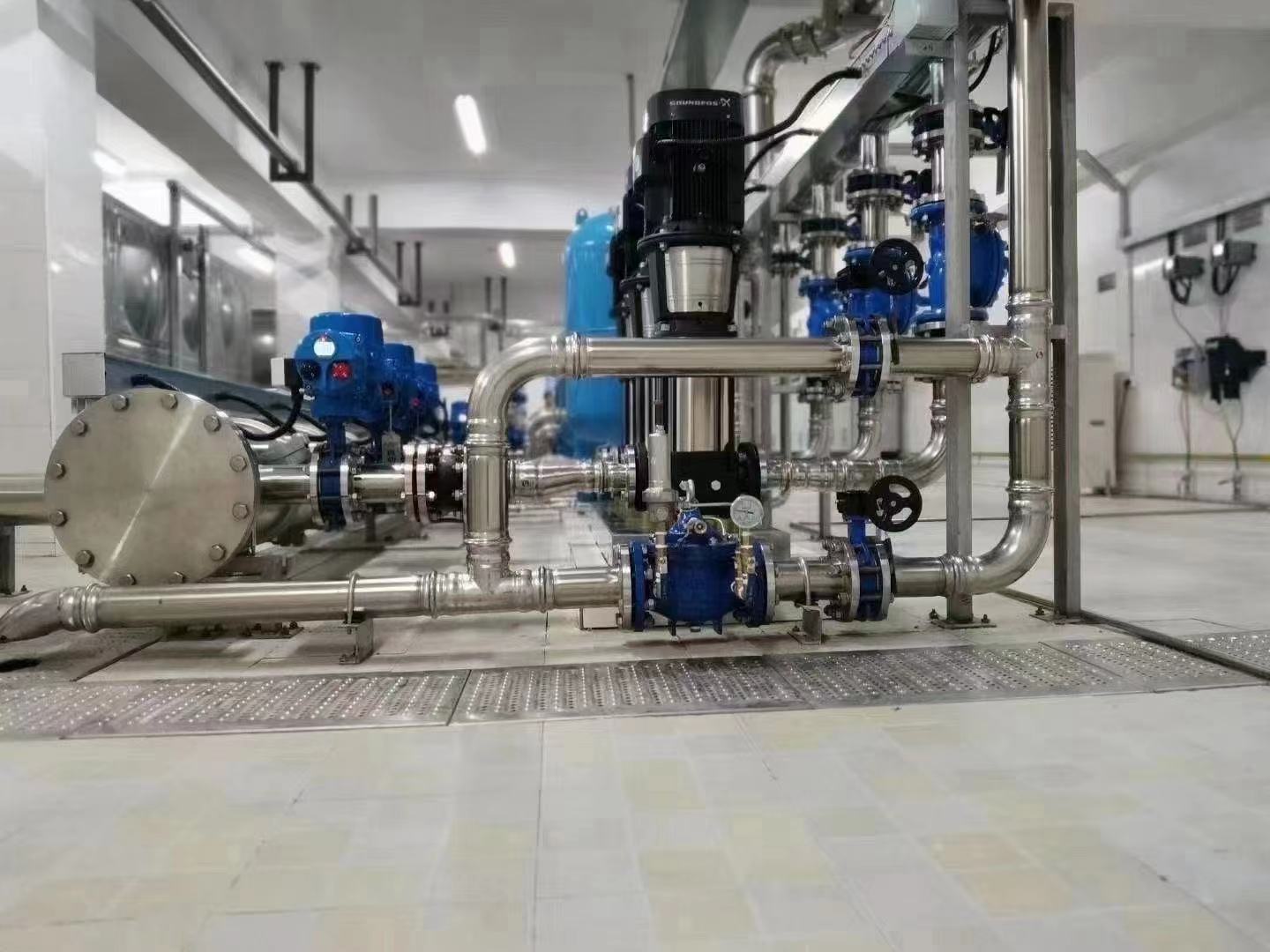 发达国家草莓视频久久免费视频水管成为主流水管